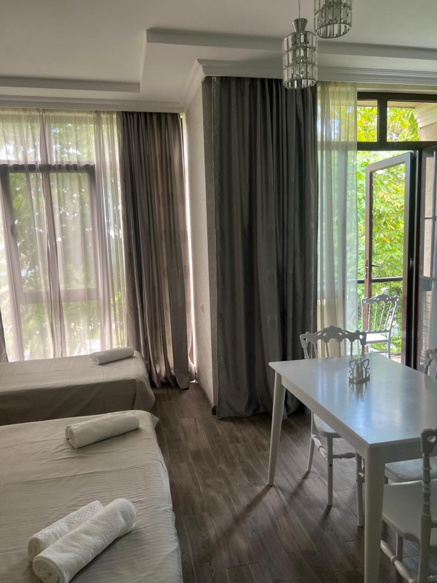 Aparthotel House On Moryakov 55 Chakvi Esterno foto