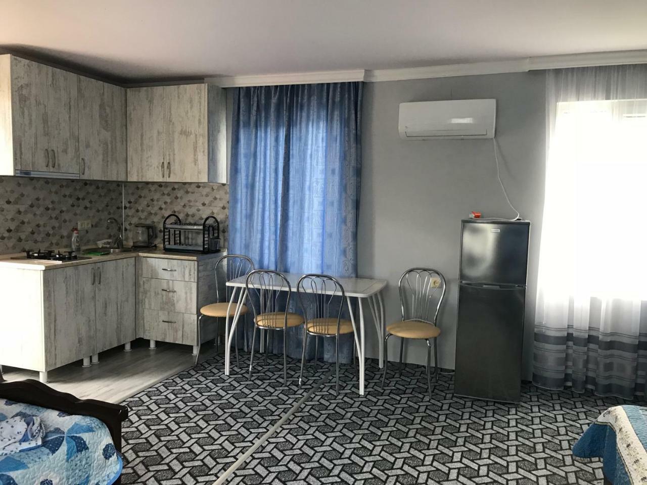 Aparthotel House On Moryakov 55 Chakvi Esterno foto